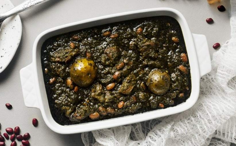 سرخ کردن سبزی قورمه سبزی