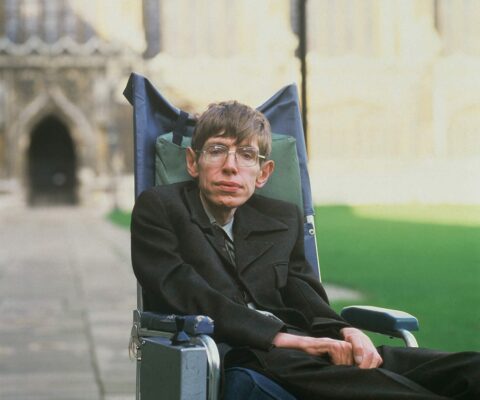 راز درگذشت و زندگی نامه استیون هاوکینگ 