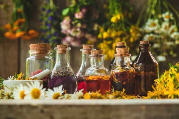 نشانه های خراب شدن عرقیات گیاهی