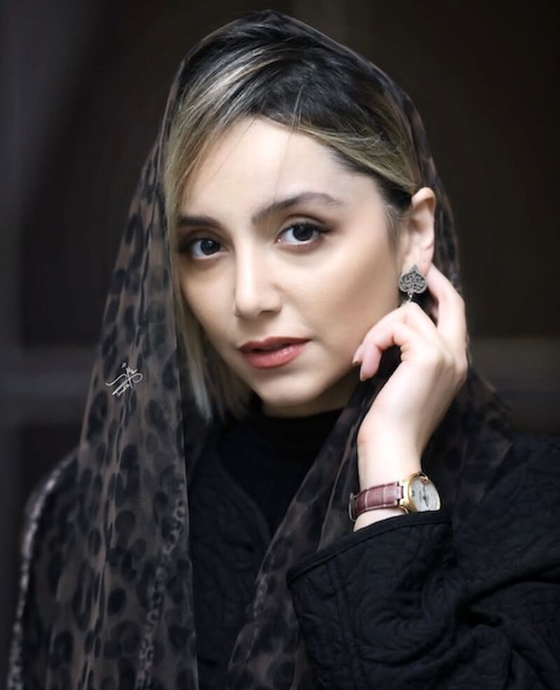 تغییرات چهره نازنین بیاتی
