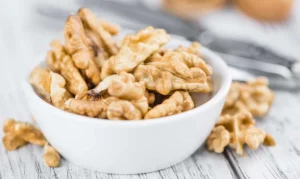 از بین بردن بوی کهنگی گردو