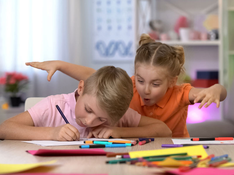 تفاوت کودک بیش فعال با خلاق