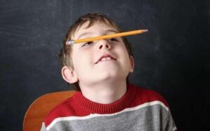تفاوت کودک بیش فعال با خلاق