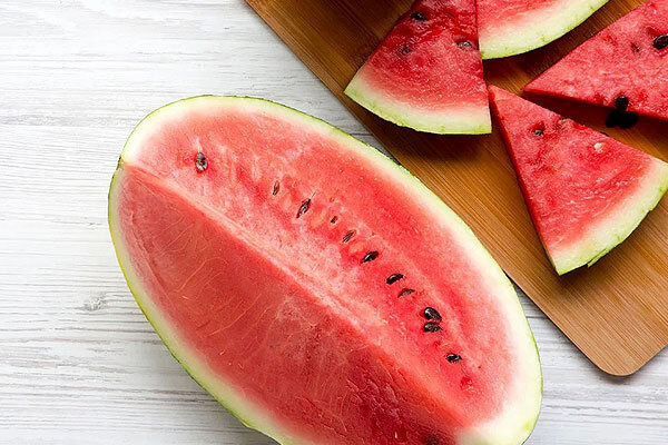 چگونه هندوانه مسموم و مشکوک به نیترات را تشخیص دهیم؟