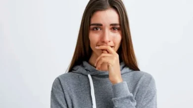 علت گریه کردن بی دلیل
