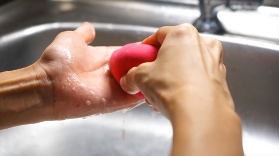 شستن بیوتی بلندر با 6 روش سریع و آسان