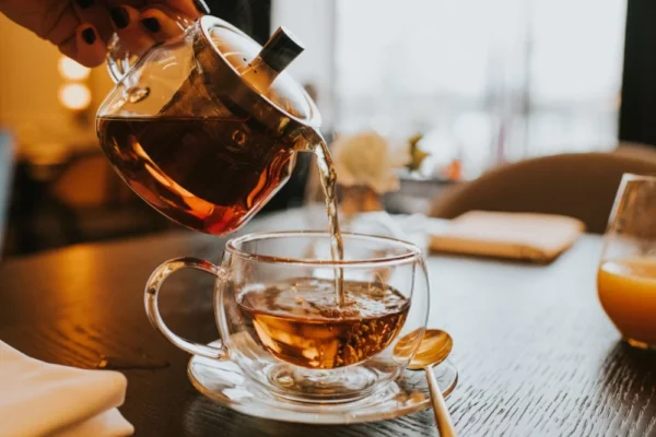 علت های ایجاد کف روی چای