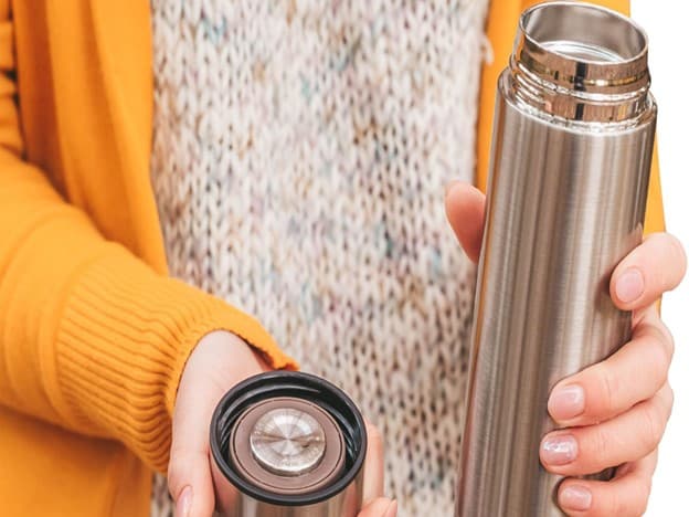 علت بوی بد فلاسک چای