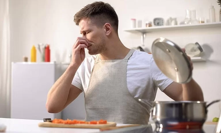 از بین بردن بوی غذا در خانه