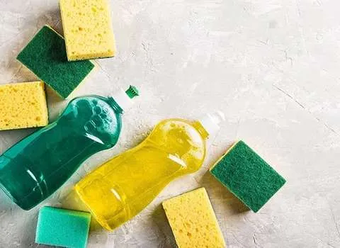 خطر باقی ماندن مایع ظرفشویی روی ظروف