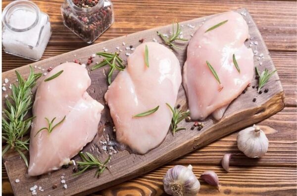از بین بردن بوی بد مرغ در غذا