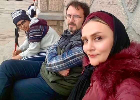 چهره واقعی و بدون گریم رقیه شادخواه بازیگر نقش آقننه سریال آنام