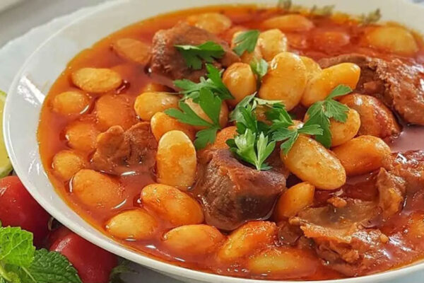 طرز تهیه لوبیا کباب رشتی با طعمی لذیذ و بی نظیر